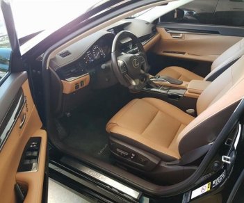 Lexus ES 250 2016 - Cần bán gấp Lexus ES 250 đời 2016, màu đen, xe nhập chính chủ