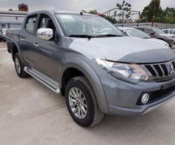 Mitsubishi Triton 4x2 AT Mivec 2018 - Bán Mitsubishi Triton 4x2 AT Mivec đời 2018, màu xám, xe nhập 