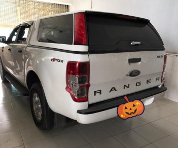 Ford Ranger XLS 2017 - Cần bán lại xe Ford Ranger XLS năm 2017, màu trắng như mới 