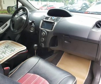 Toyota Yaris 1.5 2007 - Cần bán Toyota Yaris 1.5 đời 2007, màu trắng, nhập khẩu số tự động 