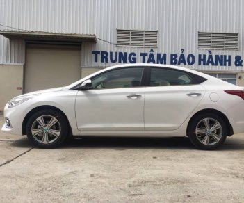 Hyundai Accent 1.4AT  2018 - Bán ô tô Hyundai Accent năm sản xuất 2018, màu trắng, giá 545tr