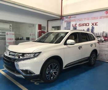 Mitsubishi Outlander  2.0 CVT 2018 - Bán ô tô Mitsubishi Outlander đời 2018, màu trắng