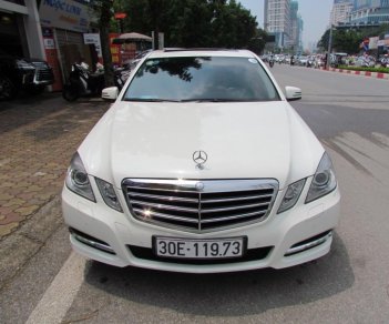 Mercedes-Benz E250 2012 - Bán Mercedes E250 2012 màu trắng