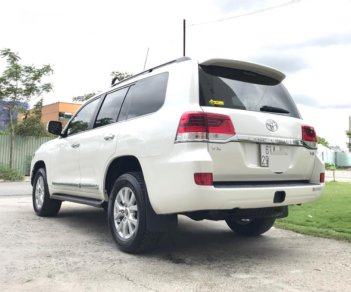 Toyota Land Cruiser VX V8 4.7 2016 - Bán xe Toyota Land Cruiser VX V8 4.7 đời 2016, màu trắng, nhập khẩu