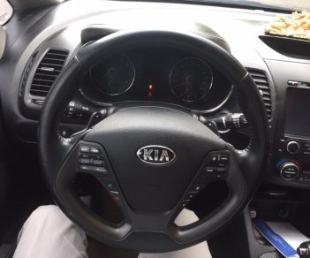 Kia K3 2015 - Bán Kia K3 đời 2015, màu đỏ, nhập khẩu, giá tốt