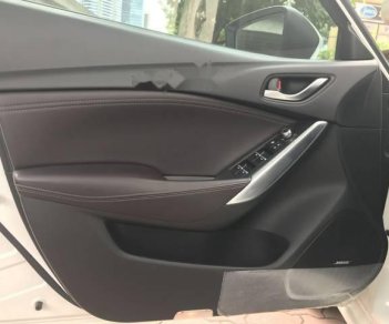 Mazda 6 2.0AT Premium 2017 - Bán Mazda 6 2.0AT Premium sản xuất năm 2017, màu trắng như mới