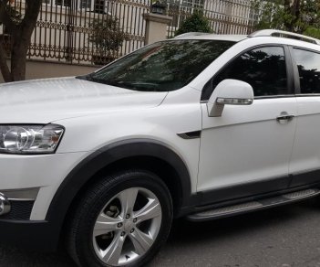 Chevrolet Captiva LTZ 2013 - Bán Chevrolet Captiva LTZ số tự động, máy Ecotec, đời cuối 2013, màu trắng, xe đẹp