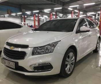 Chevrolet Cruze 2017 - Cần bán xe Chevrolet Cruze đời 2017, màu trắng số tự động