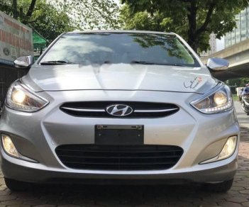 Hyundai Accent 2014 - Cần bán Hyundai Accent 2014 màu bạc, số tự động, xe rất đẹp