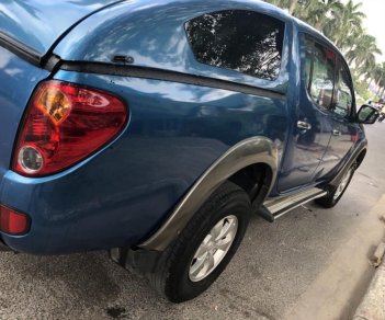 Mitsubishi Triton 2008 - Bán ô tô Mitsubishi Triton bán tải sản xuất 2008, màu xanh lam mới 95%, giá 295tr