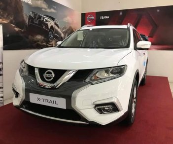 Nissan X trail 4WD 2.5 CVT V-series  2018 - Cần bán xe Nissan X trail 4WD 2.5 CVT V-series năm 2018, màu trắng giao ngay tặng thẻ dịch vụ trị giá 30 triệu đồng