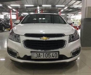 Chevrolet Cruze 2017 - Cần bán xe Chevrolet Cruze đời 2017, màu trắng số tự động