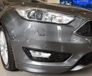 Ford Focus Sport 1.5L 2018 - Bán ô tô Ford Focus Sport 1.5L đời 2018, màu xám