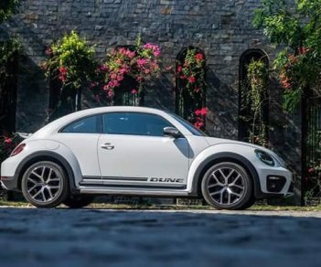 Volkswagen New Beetle 2018 - Ưu đãi mùa mưa với những phần quà hấp dẫn khi đặt mua trong tháng 9