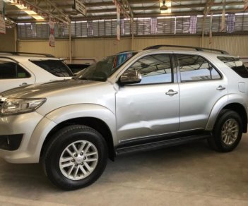 Toyota Fortuner 2012 - Bán Toyota Fortuner đời 2012, màu bạc, giá 730tr