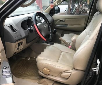 Toyota Fortuner 2.5G 2010 - Cần bán lại xe cũ  Toyota Fortuner 2.5G sản xuất 2010, màu đen, 618 triệu