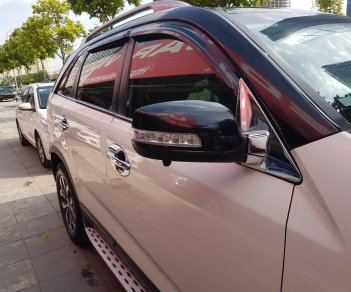 Kia Sorento 2.2 AT DATH 2017 - Cần bán xe Kia Sorento 2.2 AT DATH năm sản xuất 2017, màu trắng, giá chỉ 915 triệu