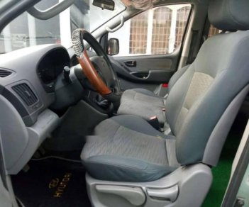 Hyundai Starex 2014 - Bán Hyundai Starex 2014, màu bạc số sàn giá cạnh tranh