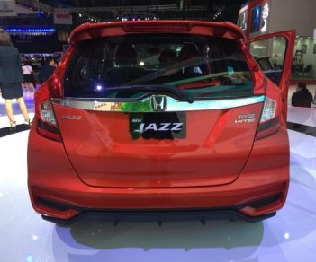 Honda Jazz RS 2018 - Bán Honda Jazz RS sản xuất năm 2018, màu đỏ, xe nhập 