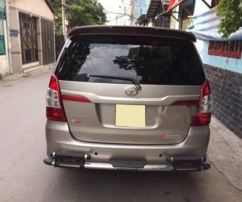 Toyota Innova   2015 - Bán Toyota Innova đời 2015, màu vàng số sàn