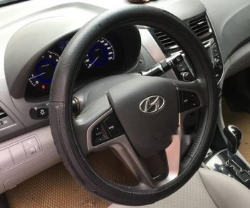 Hyundai Accent  Blue AT 2015 - Cần bán Hyundai Acent Blue số tự động, bản full option