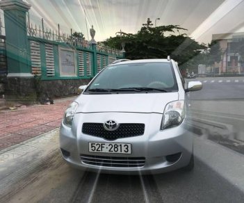 Toyota Yaris   2008 - Cần bán lại xe Toyota Yaris đời 2008, màu bạc xe gia đình giá cạnh tranh