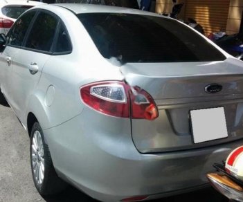 Ford Fiesta 1.4MT 2012 - Bán xe Ford Fiesta 1.4MT năm sản xuất 2012, màu bạc mới 90% 