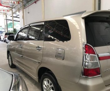 Toyota Innova 2014 - Cần bán lại xe Toyota Innova sản xuất năm 2014 