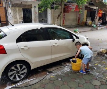 Kia Rio 2015 - Cần bán Kia Rio đời 2015, màu trắng, nhập khẩu nguyên chiếc chính chủ, giá 500tr