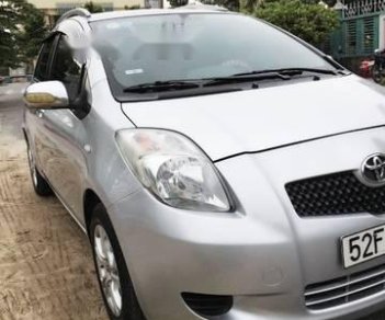 Toyota Yaris   2008 - Cần bán lại xe Toyota Yaris đời 2008, màu bạc xe gia đình giá cạnh tranh