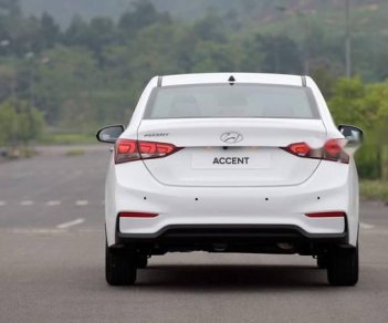 Hyundai Accent    2018 - Cần bán xe Hyundai Accent năm 2018, màu trắng, nhập khẩu, mới 100%