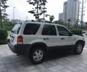 Ford Escape XLT 3.0 2002 - Cần bán lại xe Ford Escape XLT 3.0 sản xuất 2002, màu trắng chính chủ