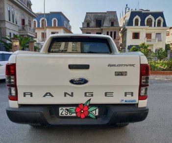 Ford Ranger 2014 - Bán Ford Ranger Wildtrak 2.2AT đời 2014, màu trắng, nhập khẩu