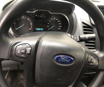 Ford Ranger 2016 - Bán xe Ford Ranger số tự động, đăng ký năm 2016, 605 triệu, nhập khẩu nguyên chiếc