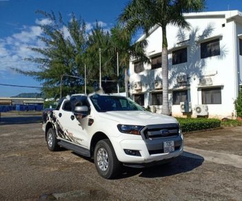 Ford Ranger XLS 2.2L 4x2 AT 2016 - Bán Ford Ranger XLS 2.2L 4x2 AT sản xuất năm 2016, màu trắng, nhập khẩu số tự động giá cạnh tranh