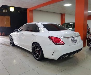 Mercedes-Benz C class  C300 AMG 2015 - Bán Mercedes sản xuất năm 2015, màu trắng, nhập khẩu