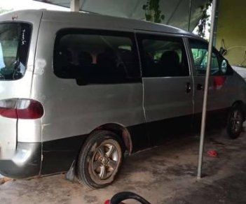 Hyundai Starex 2001 - Cần bán lại xe Hyundai Starex sản xuất năm 2001, giá tốt