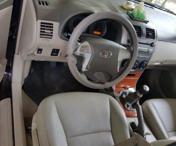 Toyota Corolla altis 2009 - Bán Toyota Corolla altis sản xuất năm 2009, màu đen số sàn, giá chỉ 385 triệu