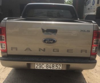 Ford Ranger XLS 2.2L 4x2 AT 2017 - Bán Ford Ranger XLS 2.2L 4x2 AT năm 2017, nhập khẩu chính chủ, giá chỉ 650 triệu