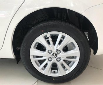 Toyota Vios 1.5E MT 2018 - Bán ô tô Toyota Vios 1.5E MT sản xuất 2018, màu trắng