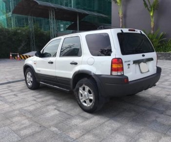 Ford Escape XLT 3.0 2002 - Cần bán lại xe Ford Escape XLT 3.0 sản xuất 2002, màu trắng chính chủ