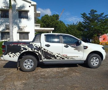 Ford Ranger 2016 - Cần bán xe Ford Ranger XLS AT đời 2016, giá 635 triệu