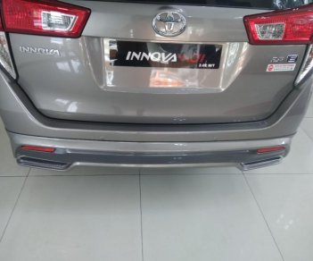 Toyota Innova 2.0E 2018 - Toyota An Thành Khai Trương, giá tốt, nhiều khuyến mãi, xe đủ phiên bản đủ màu, gọi ngay 0909.345.296 để mua Innova