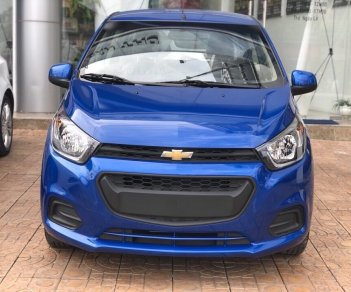 Chevrolet Spark LT 2018 - Bán ô tô Chevrolet Spark LT đời 2018, màu xanh lam, giá chỉ 299 triệu giảm ngay 40trieu, gọi 0937849694 Trân