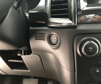 Ford Ranger Wildtrak Biturbo 2018 - Bán Ranger Wildtrak 2.0 Biturbo 2018 cam, trắng, đen, bạc, xám giao ngay, có hỗ trợ trả góp LH 0941.921.742