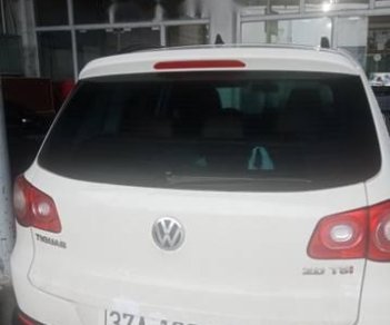 Volkswagen Tiguan    2010 - Bán Volkswagen Tiguan 2010, màu trắng, nhập khẩu