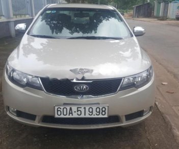 Kia Forte SX 1.6 MT 2010 - Gia đình đổi xe cần bán gấp Kia Forte đời 2010, xe đang sử dụng không kinh doanh