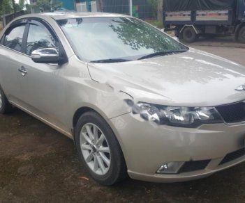 Kia Forte SX 1.6 MT 2010 - Gia đình đổi xe cần bán gấp Kia Forte đời 2010, xe đang sử dụng không kinh doanh