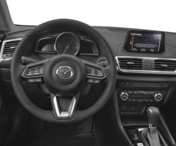 Mazda 3 Fi 2018 - Bán Mazda 3 Fl 2018, giá tốt, LH 0889 235 818