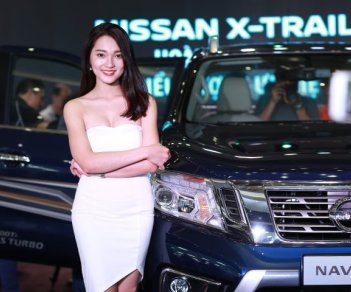 Nissan Navara VL Premium 2018 - Bán Nissan Navara VL 2018, màu xanh lam, giao ngay, giá chính hãng, nhiều ưu đãi và phần quà hấp dẫn